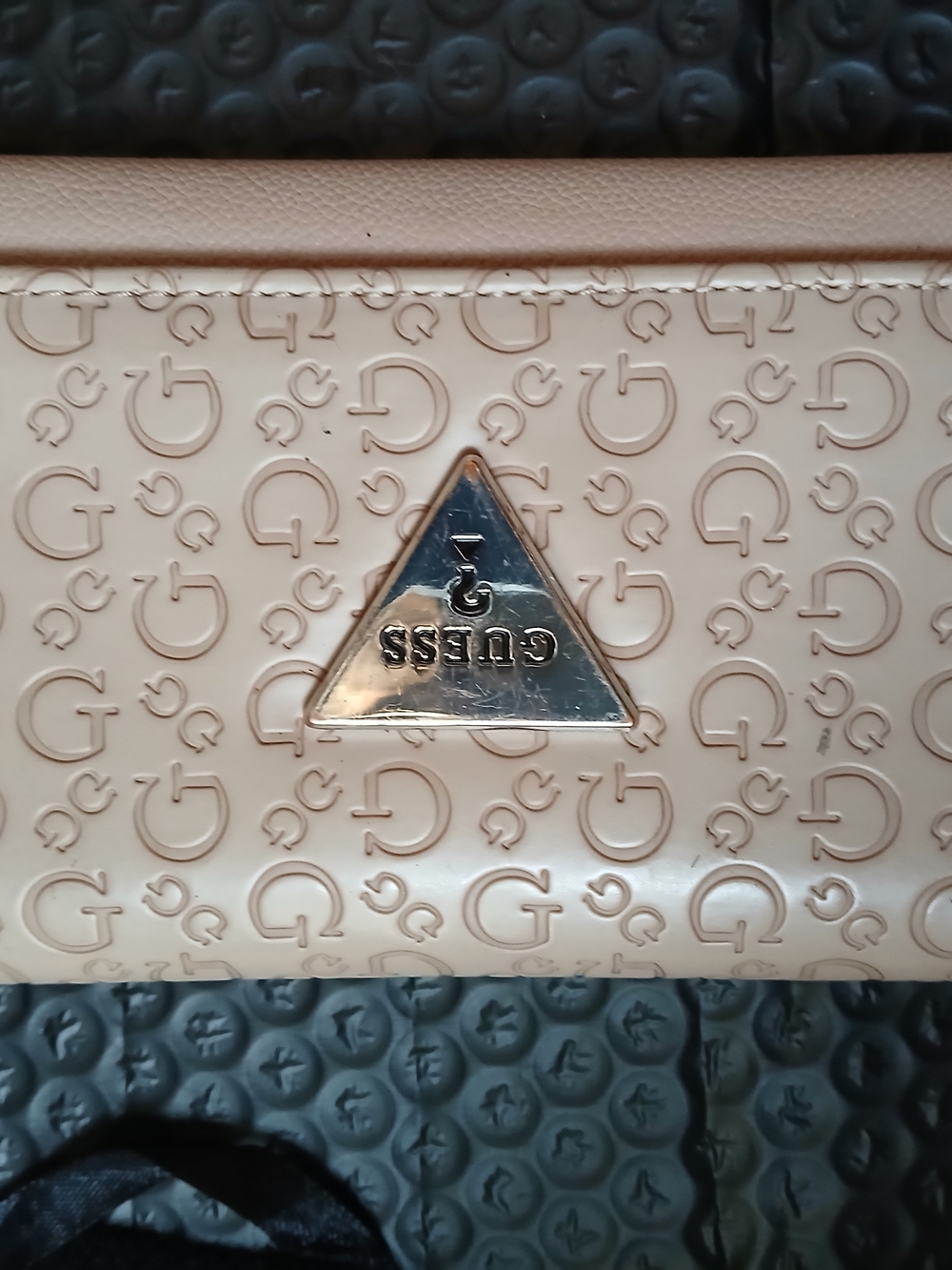 Guess Beige Embossed Logo Wallet - Picture 3 of 4